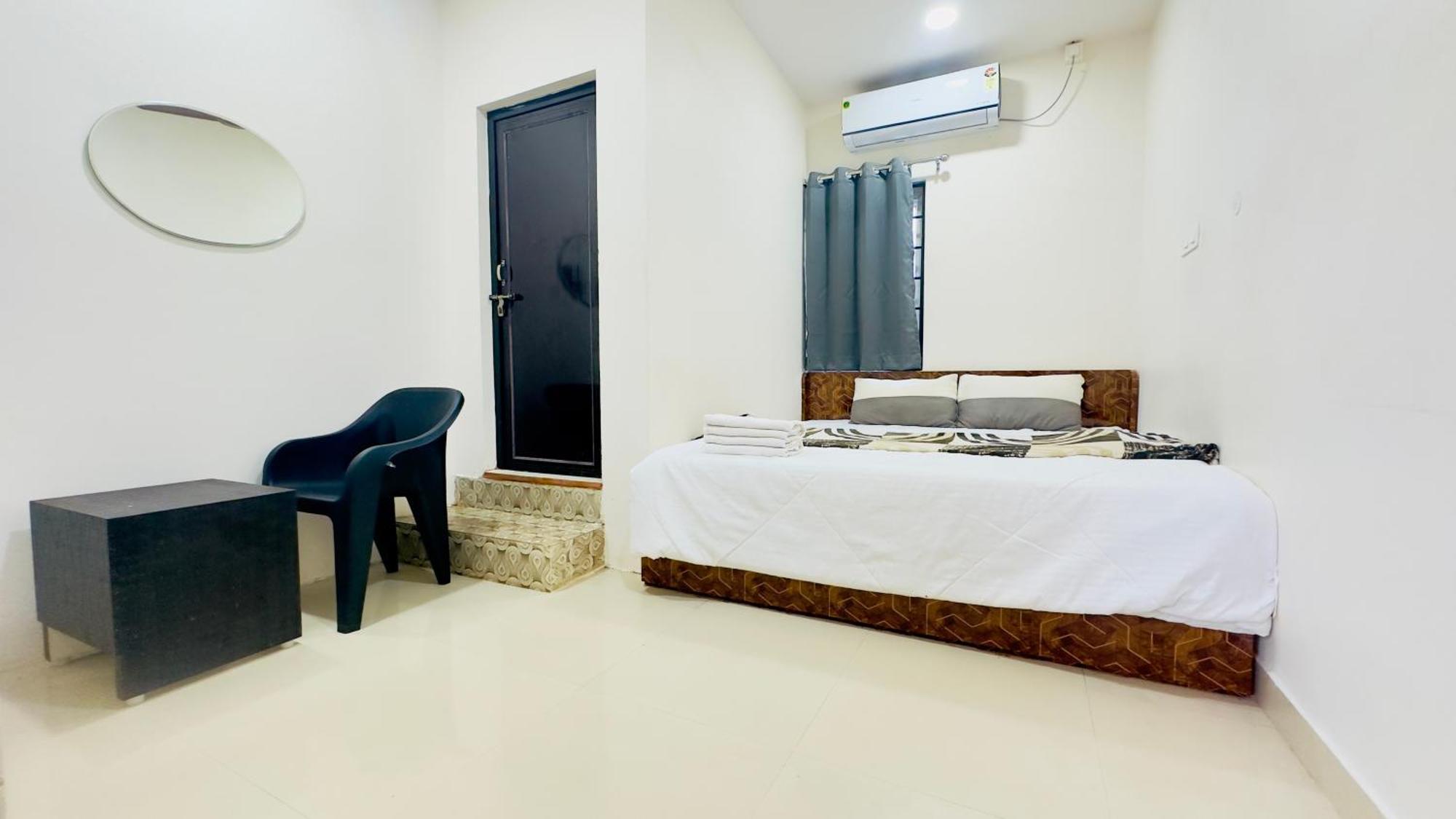 Sketch Family Restaurant & Rooms Visakhapatnam Eksteriør bilde